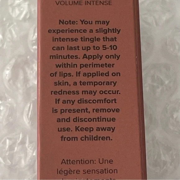 NEW IN BOX Too Faced Lip Injection Plumping Lip Gloss - Secure The Bag - Picture 6 of 7